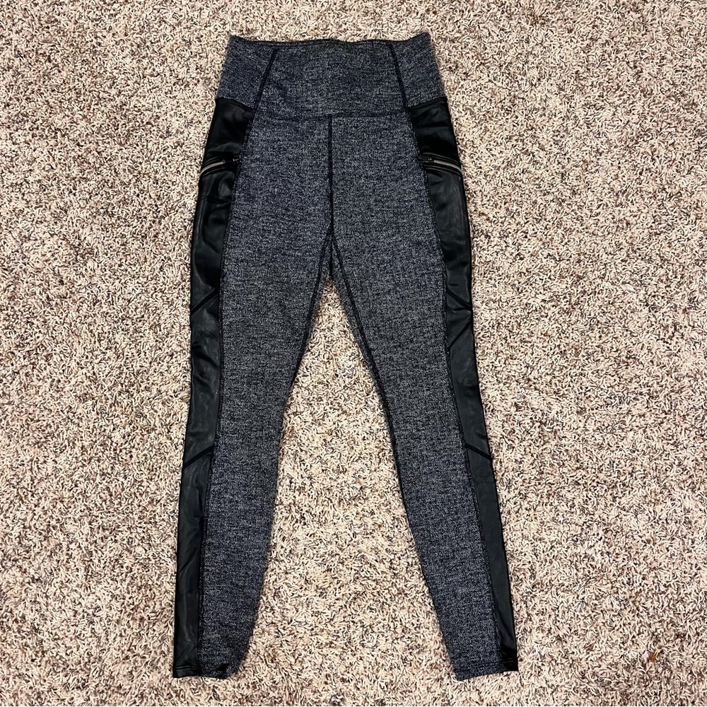 Women’s athleta heather gray faux leather side stripe leggings